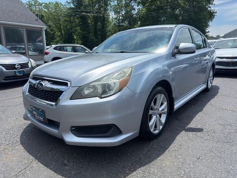 Used 2013 Subaru Legacy 2.5i Premium w/ Popular Pkg 2 AWD/4WD image 3