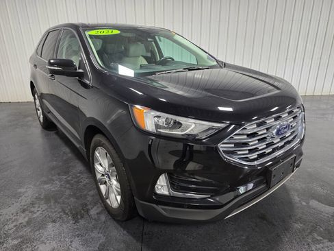 Used 2021 Ford Edge Titanium w/ Cargo Accessory Package AWD/4WD image 2