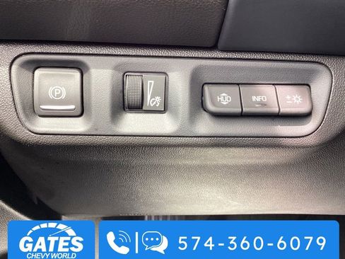 Used 2023 GMC Acadia Denali w/ Denali Ultimate Package AWD/4WD image 33