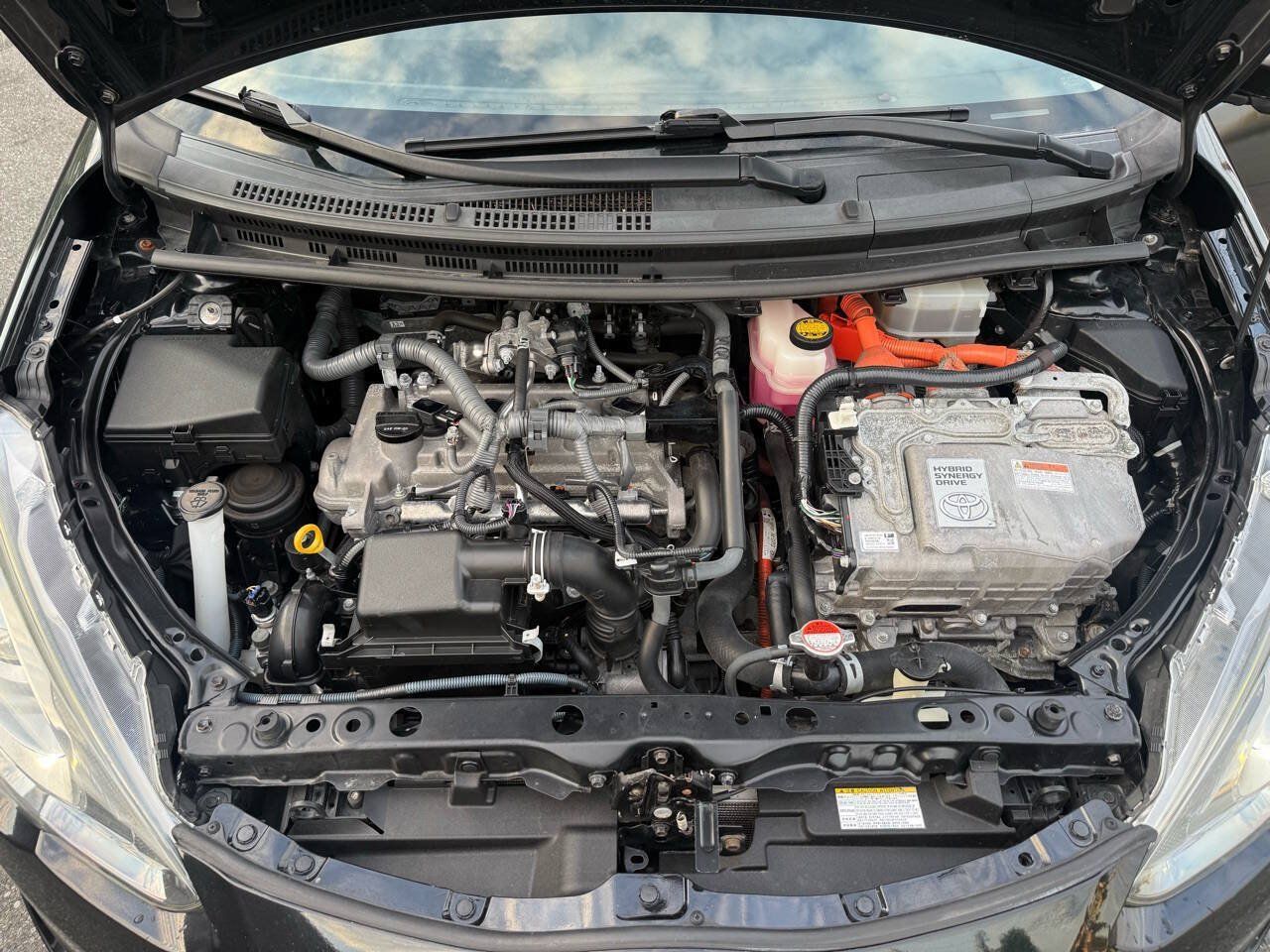 Used 2016 Toyota Prius C Four FWD image 33