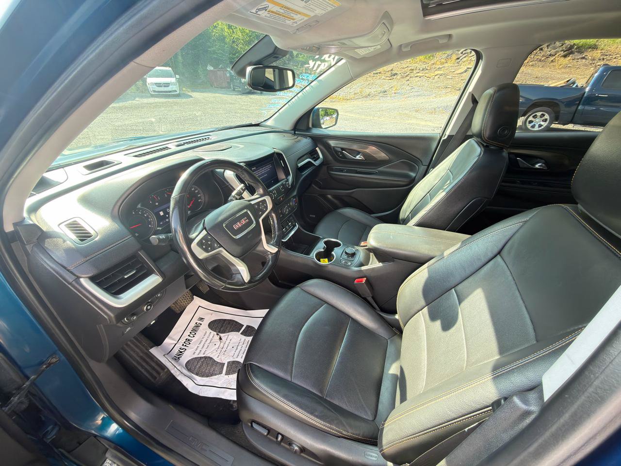 Used 2019 GMC Terrain SLT w/ Preferred Package AWD/4WD image 9