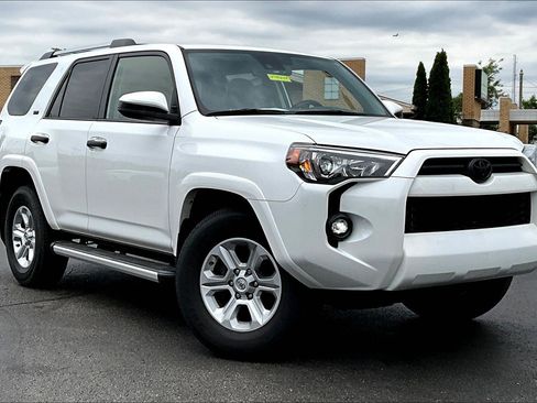 Used 2023 Toyota 4Runner SR5 RWD image 3