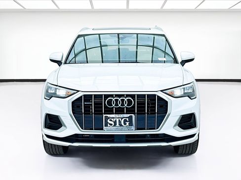 Used 2021 Audi Q3 2.0T Premium w/ Convenience Package image 2