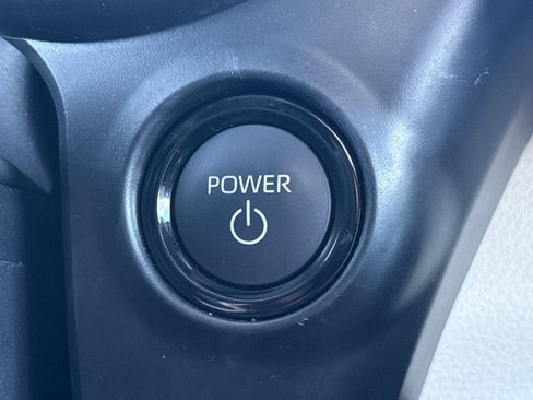 Used 2025 Toyota Sienna Limited image 33