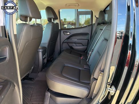 Used 2021 Chevrolet Colorado ZR2 image 2