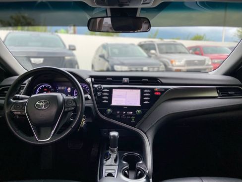 Used 2020 Toyota Camry SE AWD/4WD image 26