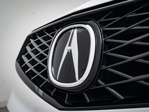 Certified 2025 Acura RDX SH-AWD image 3