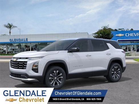 New 2026 Chevrolet Equinox LT w/ LPO, Floor Liner Package image 2