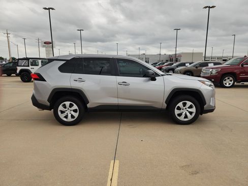 Used 2023 Toyota RAV4 XSE AWD/4WD image 7