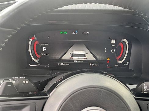 Used 2023 Nissan Pathfinder Platinum w/ Lighting Package (N93) image 20