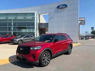 Used 2025 Ford Explorer ST-Line RWD video 1