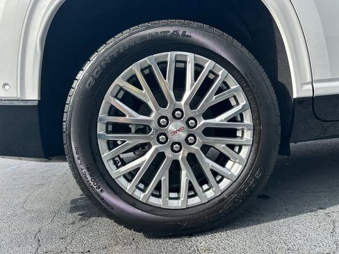 New 2026 GMC Acadia Denali w/ Super Cruise Package FWD image 18