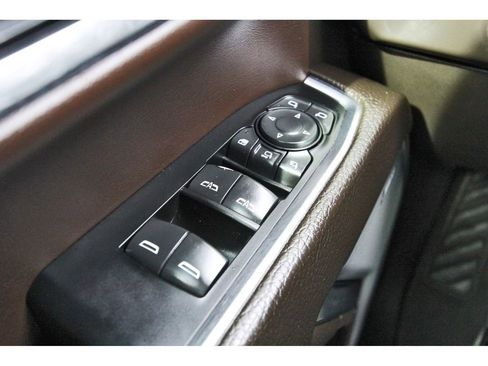 Used 2024 GMC Sierra 2500 Denali w/ Denali Reserve Package image 15