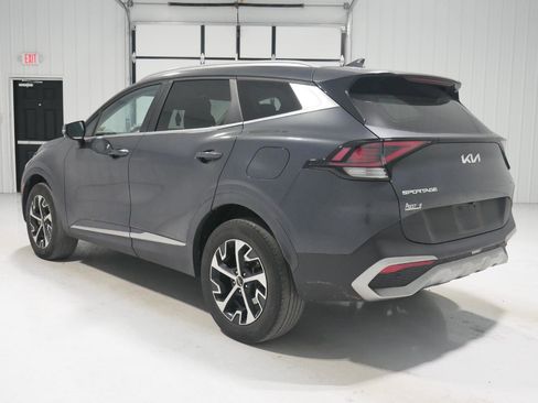 Used 2023 Kia Sportage EX image 7