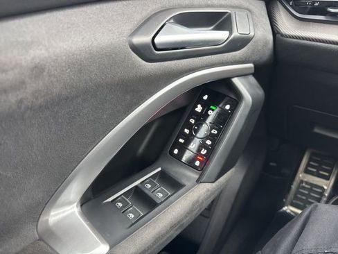 Used 2025 Audi SQ5 Premium Plus image 20