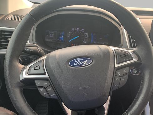 Used 2024 Ford Edge SEL w/ Convenience Package AWD/4WD image 9
