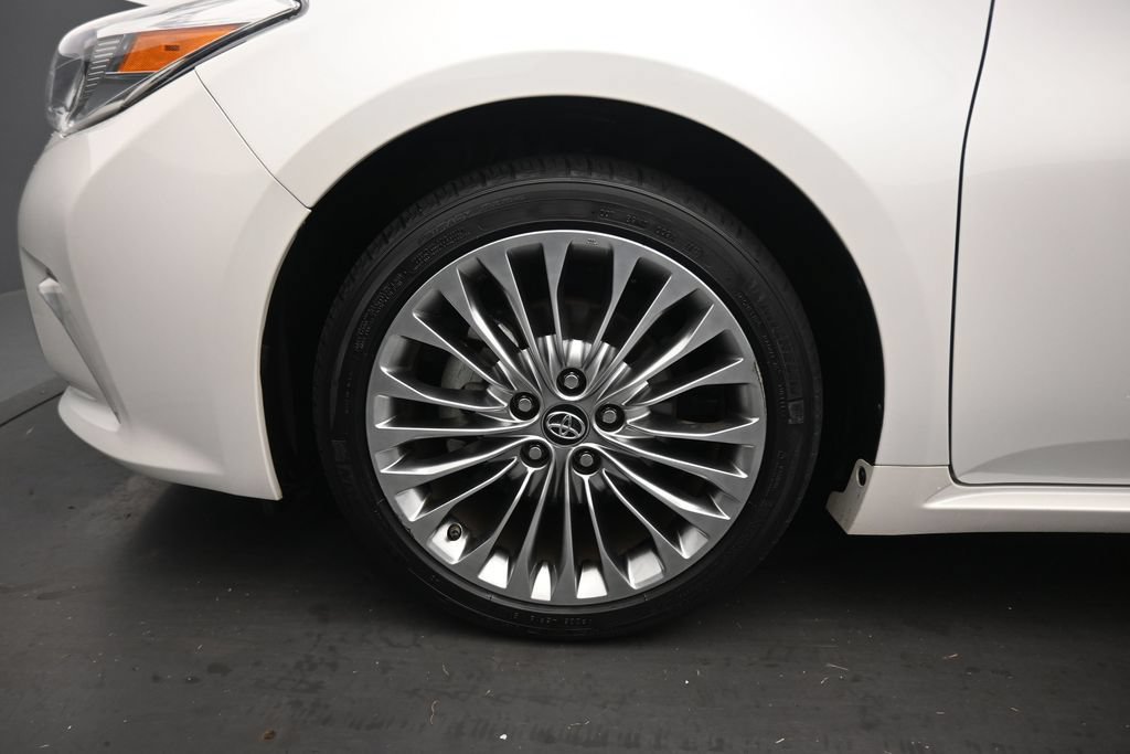 Used 2016 Toyota Avalon Limited w/ Toyota Safety Sense Package FWD image 52