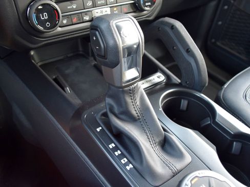 New 2026 Ford Bronco Badlands image 14