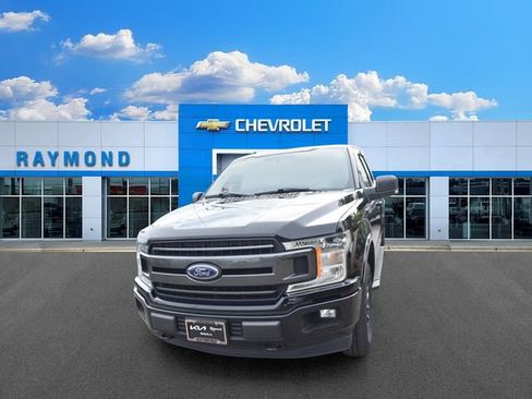 Used 2018 Ford F150 XLT w/ Equipment Group 302A Luxury AWD/4WD image 7