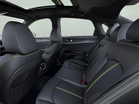 New 2026 Kia K5 GT image 18