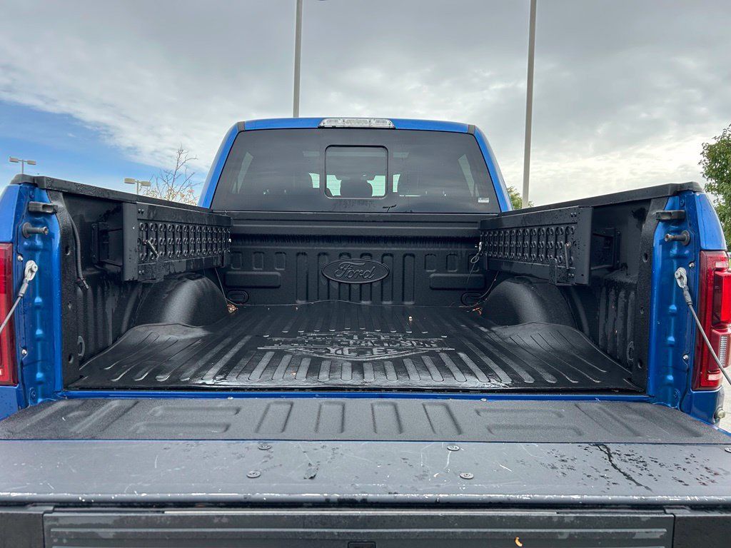 Used 2017 Ford F150 Raptor w/ Equipment Group 802A Luxury AWD/4WD image 29