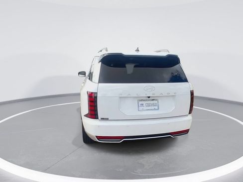 Used 2026 Hyundai Palisade Calligraphy FWD image 7