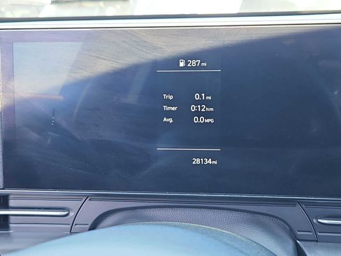 Certified 2025 Hyundai Kona SEL image 32