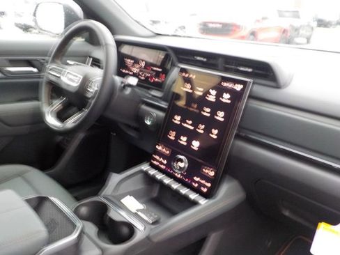 New 2026 GMC Terrain AT4 AWD/4WD image 21
