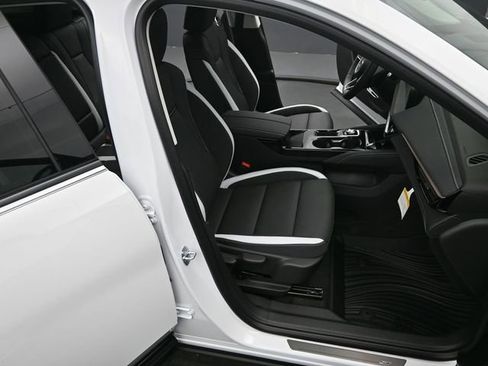 New 2026 Buick Envision Sport Touring image 19