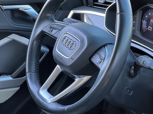 Used 2019 Audi Q3 2.0T Premium w/ Convenience Package image 24