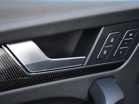 Used 2022 Audi SQ5 Premium Plus w/ Premium Plus Package image 17