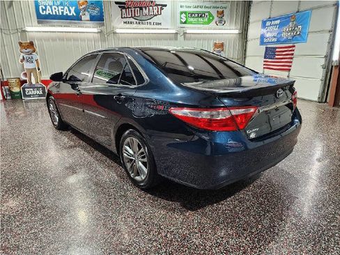 Used 2015 Toyota Camry SE FWD image 5