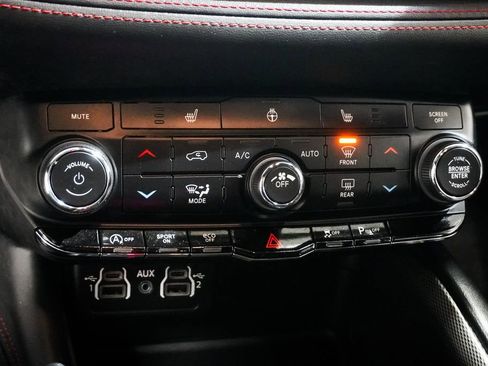 Certified 2024 Dodge Durango GT AWD/4WD image 16