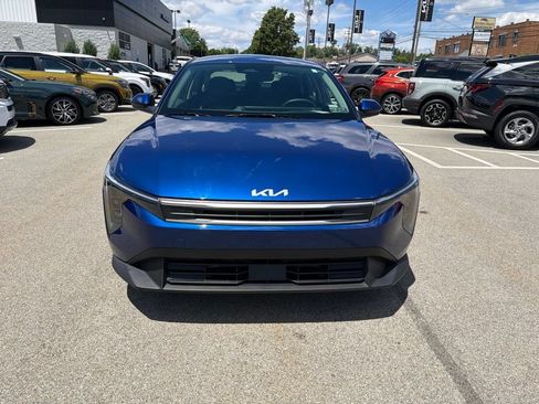 Certified 2025 Kia K4 FWD image 2