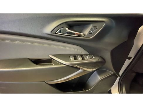 New 2026 Chevrolet Trax ACTIV w/ Sunroof Package FWD image 10
