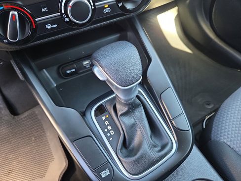 Used 2025 Kia Soul image 26