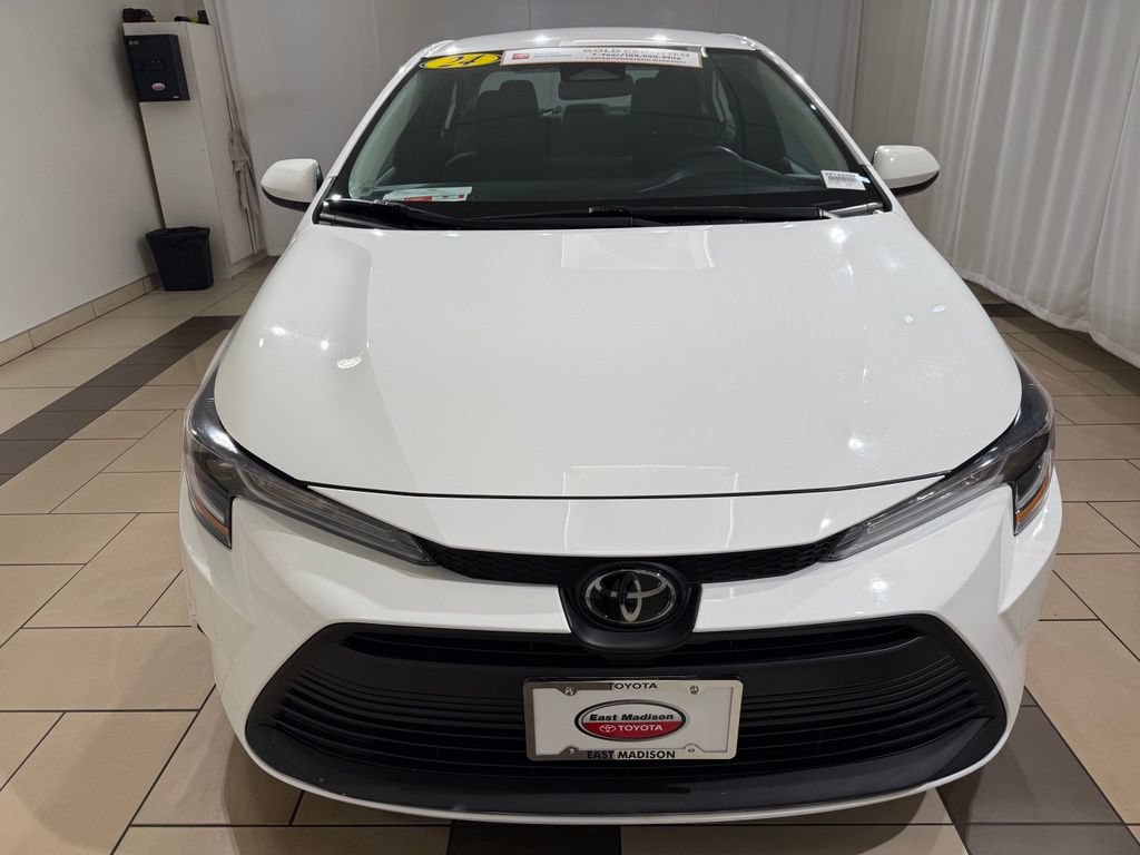 Certified 2024 Toyota Corolla LE FWD image 8