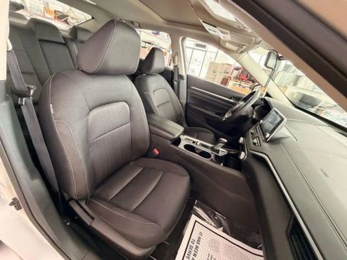 Used 2022 Nissan Altima 2.5 SV w/ SV Premium Package AWD/4WD image 20