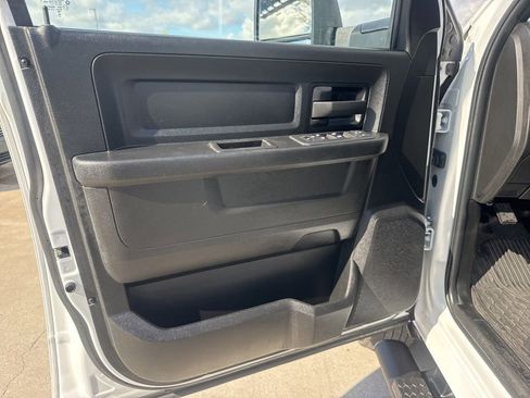 Used 2025 RAM 3500 Tradesman image 30