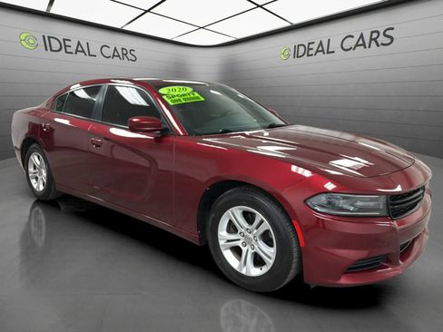 Used 2020 Dodge Charger SXT RWD image 3