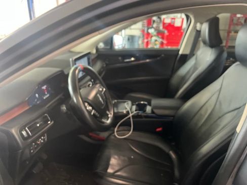 Used 2021 Lincoln Nautilus Reserve AWD/4WD image 8