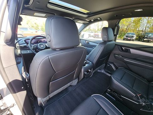 New 2026 Buick Enclave Sport Touring w/ Power Package image 29