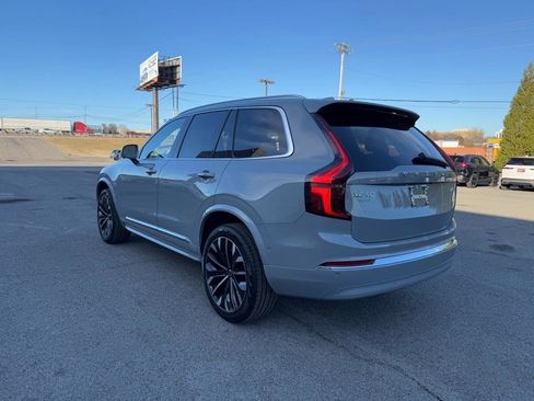 New 2025 Volvo XC90 B5 Plus image 5