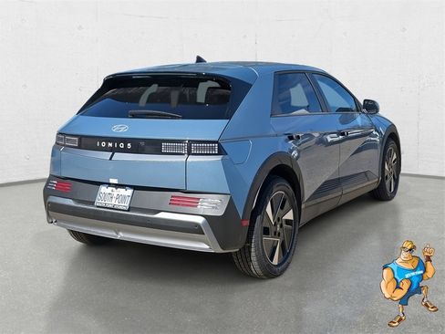 New 2026 Hyundai Ioniq 5 SE image 5