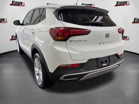 Used 2024 Buick Encore GX Preferred w/ Comfort Package FWD image 7