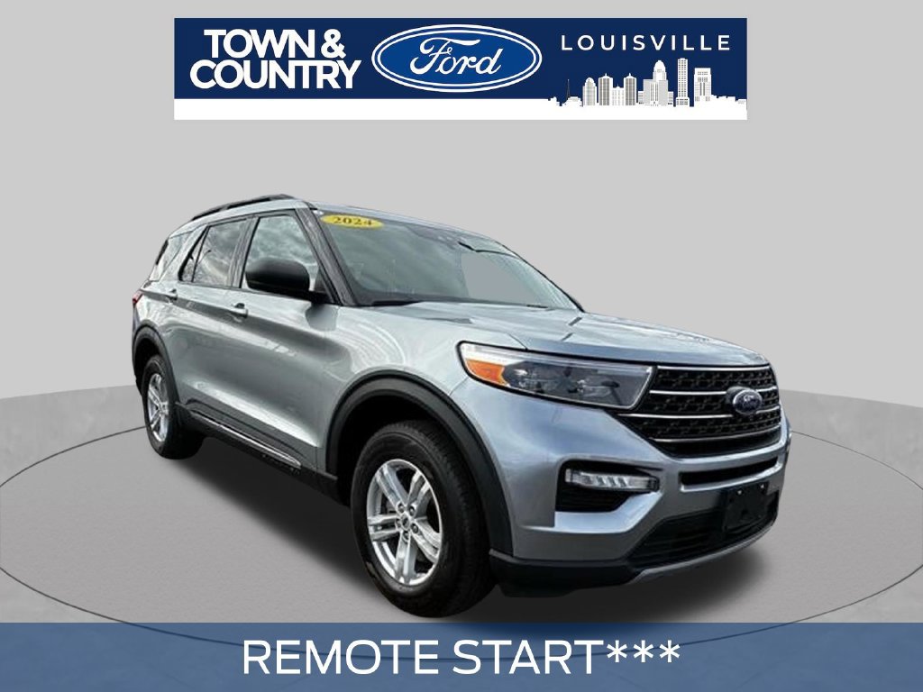 Used 2024 Ford Explorer XLT w/ Equipment Group 202A AWD/4WD image 3