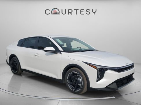 New 2025 Kia K4 EX FWD image 5