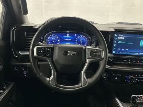 Used 2024 Chevrolet Silverado 1500 LT Trail Boss w/ Protection Package image 15