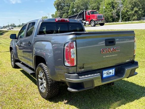 Used 2021 GMC Canyon AT4 w/ Trailering Package AWD/4WD image 3