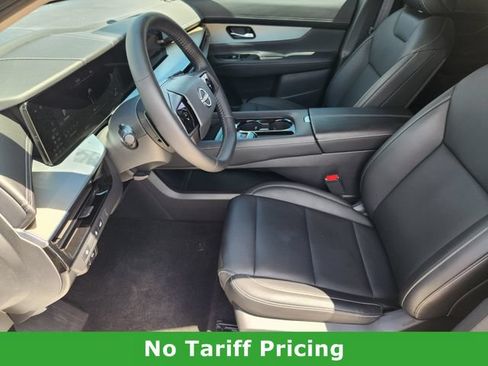 Certified 2025 Nissan Murano SL w/ Cargo Package AWD/4WD image 12